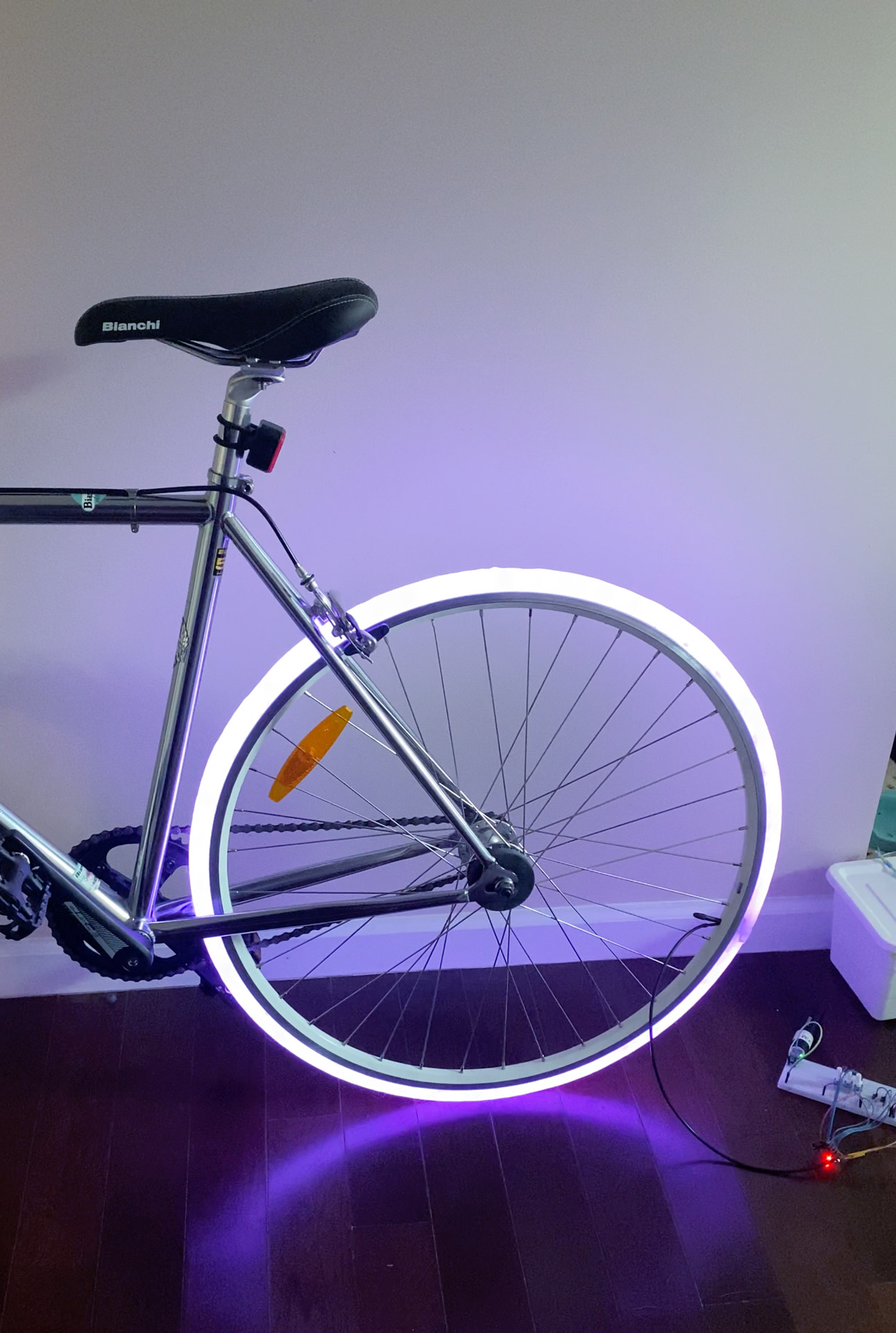 Test bicycle fitted with prototype Lumona tires